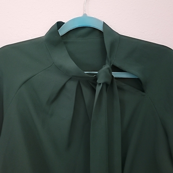 Shein Green Dress Top pleated collar& tie size Medium - Picture 2 of 5
